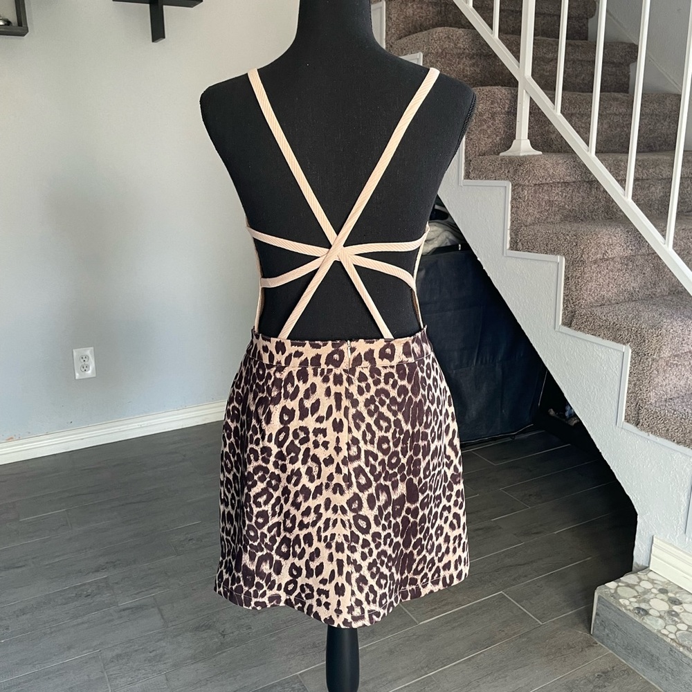 Beige Ribbed Strappy Backless Bodysuit - Picture 8 of 8